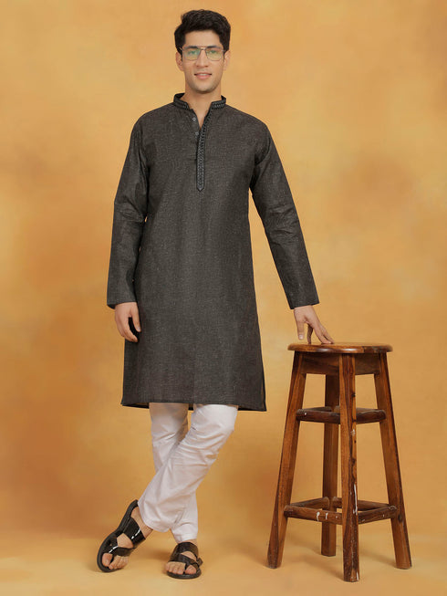 Vastramay Men's Black And white Cotton Kurta Pyjama Set